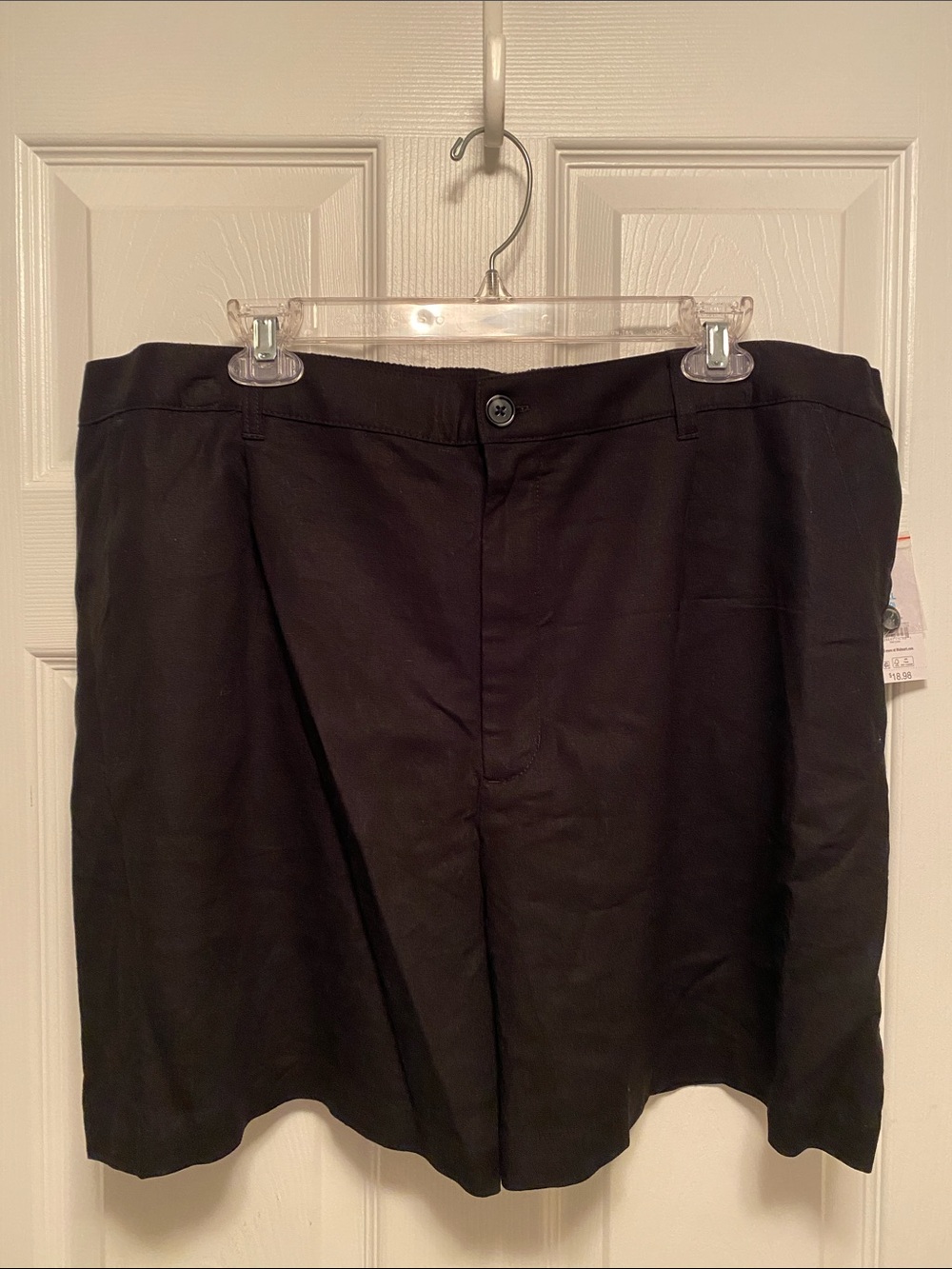 Time and Tru Black Women’s Shorts…size XXL (20)